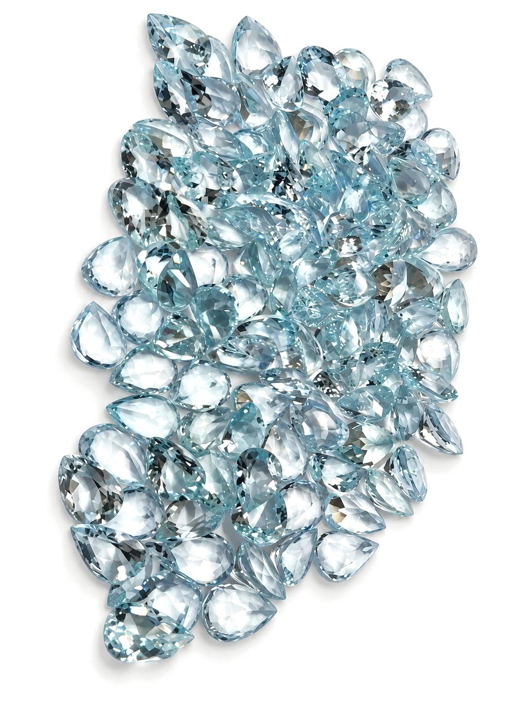 Akwamaryn – kamienie fasetowane, 9 × 6 mm